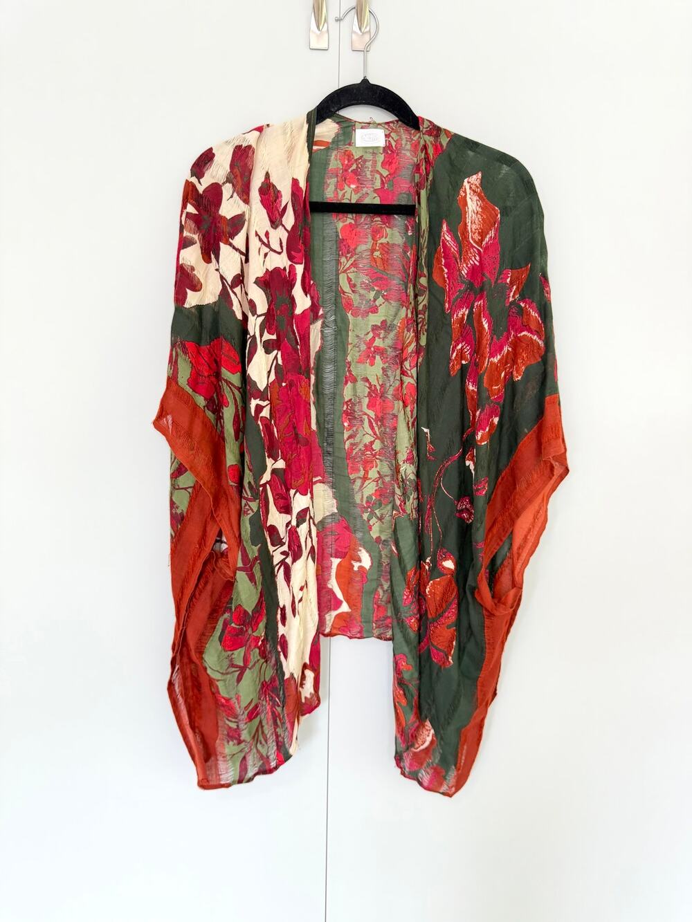 ELIZABETH GILLETT x ANTHROPOLOGIE One Size Colorful Red Green Kimono Coverup Top